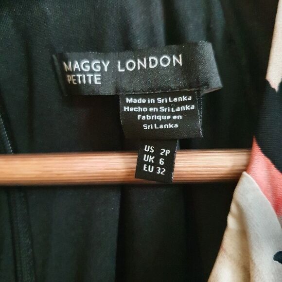 Maggy London Petites Faux Wrap Dress - Picture 4 of 7